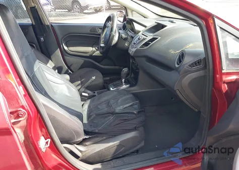 2013 Ford Fiesta Se из США, поврежденный, VIN 3FADP4BJ9DM173504